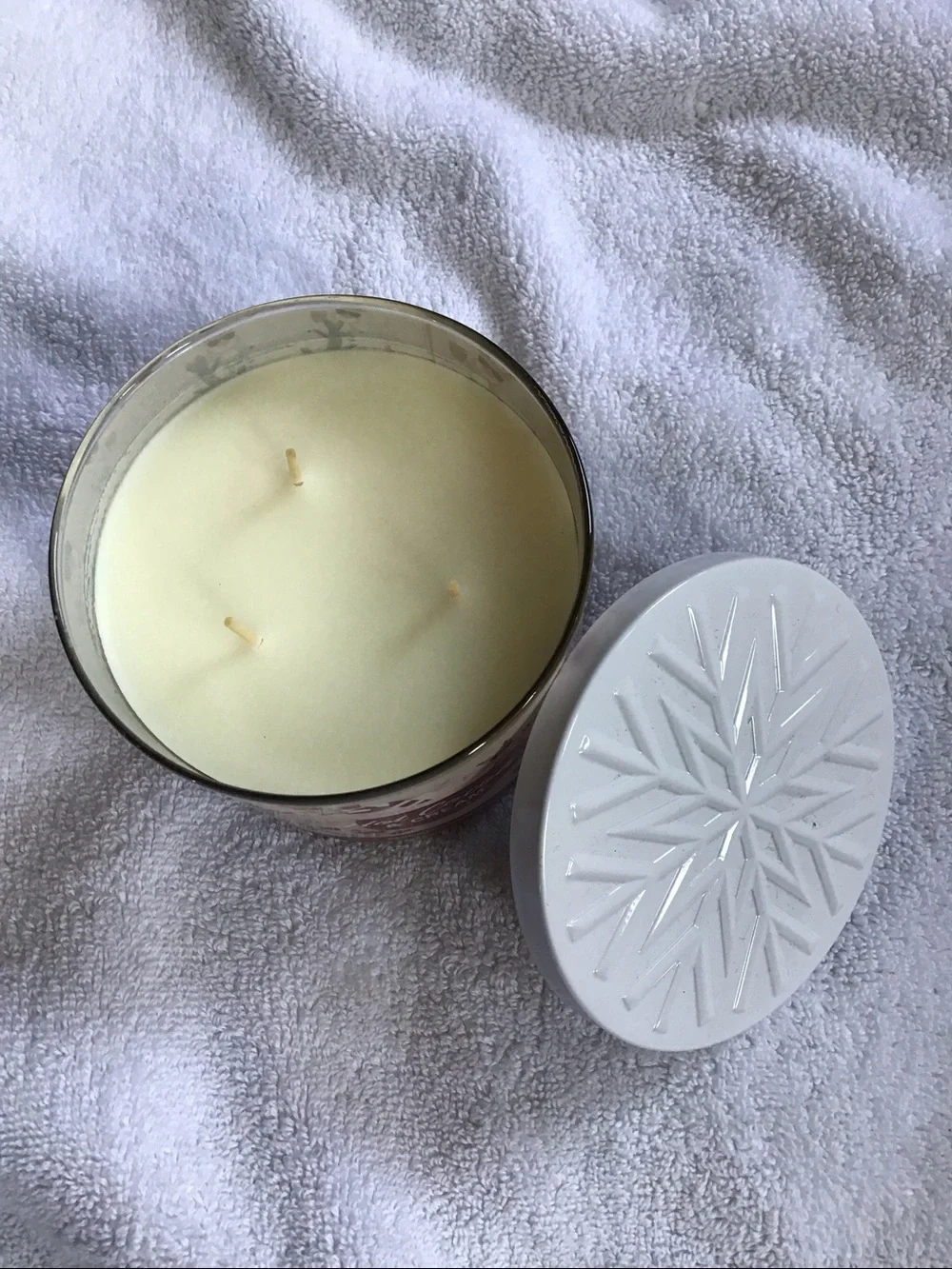 Bath & Body Works 3 wick candle Hot Cocoa & Cream - Picture 3 of 4